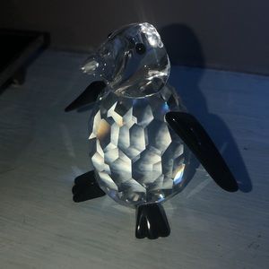 Crystal Penguin statue